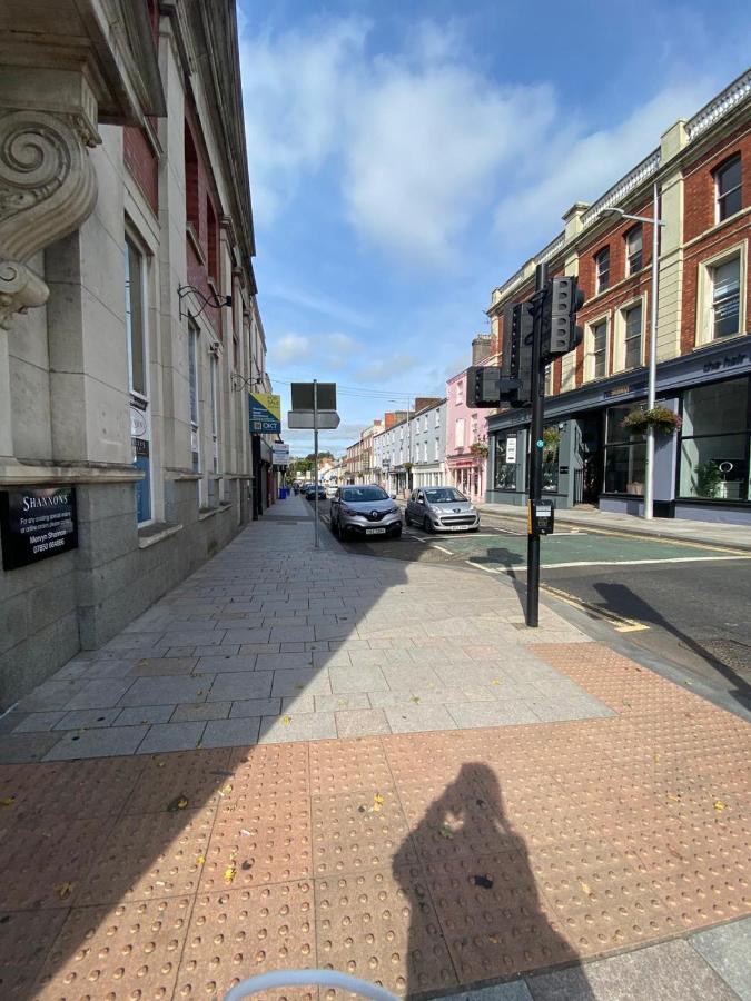 Central Lisburn Duplex Apartment Siren Stays Eksteriør billede